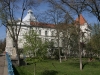 Faţada dinspre parc